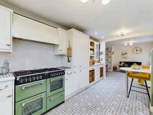 Dining Kitchen- click for photo gallery